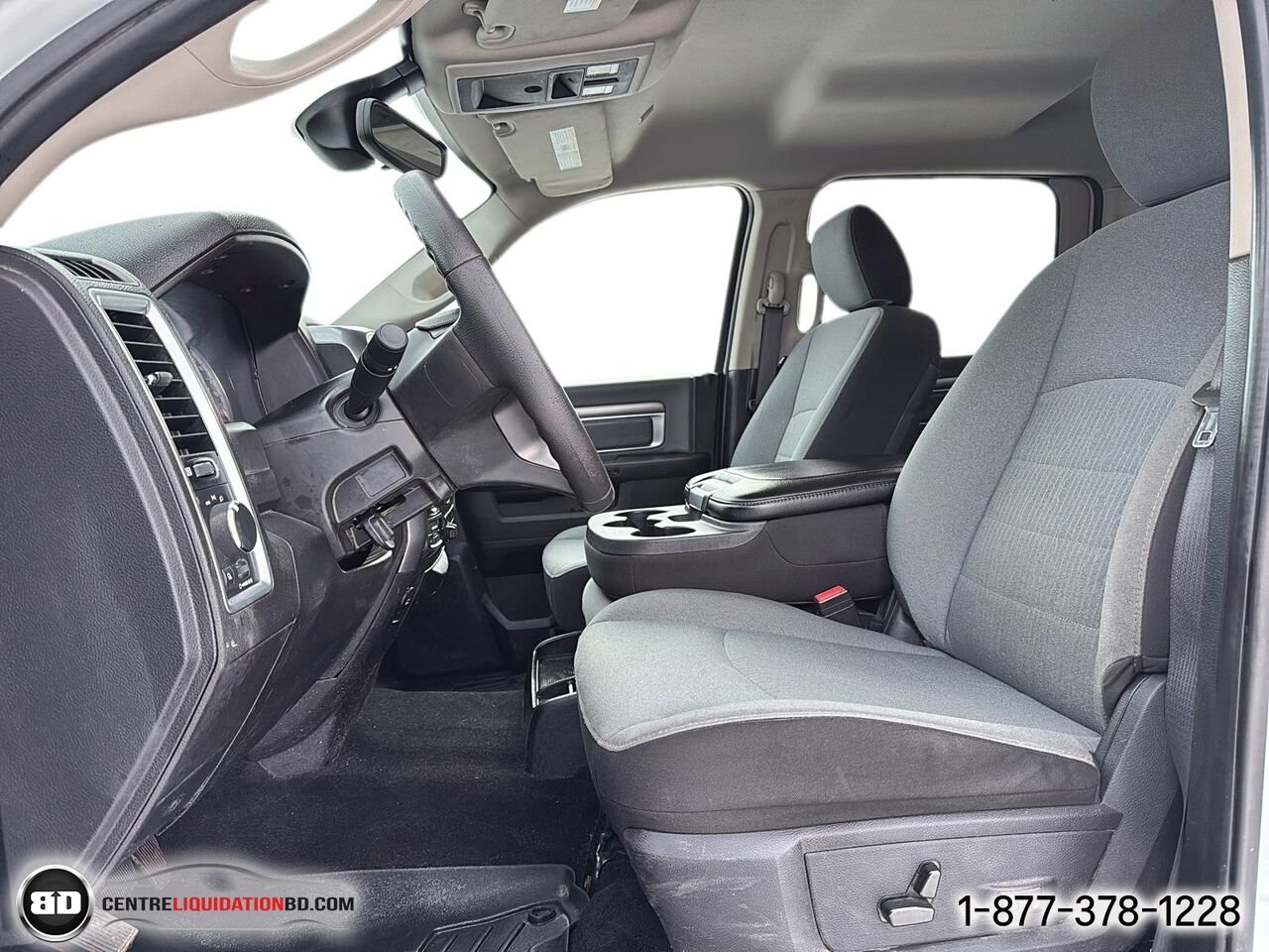 Ram 1500 Classic SLT V6 3.6L CREW CAB BOÎTE 5.5P | BD0130 2023 Blanc Granby - photo #13