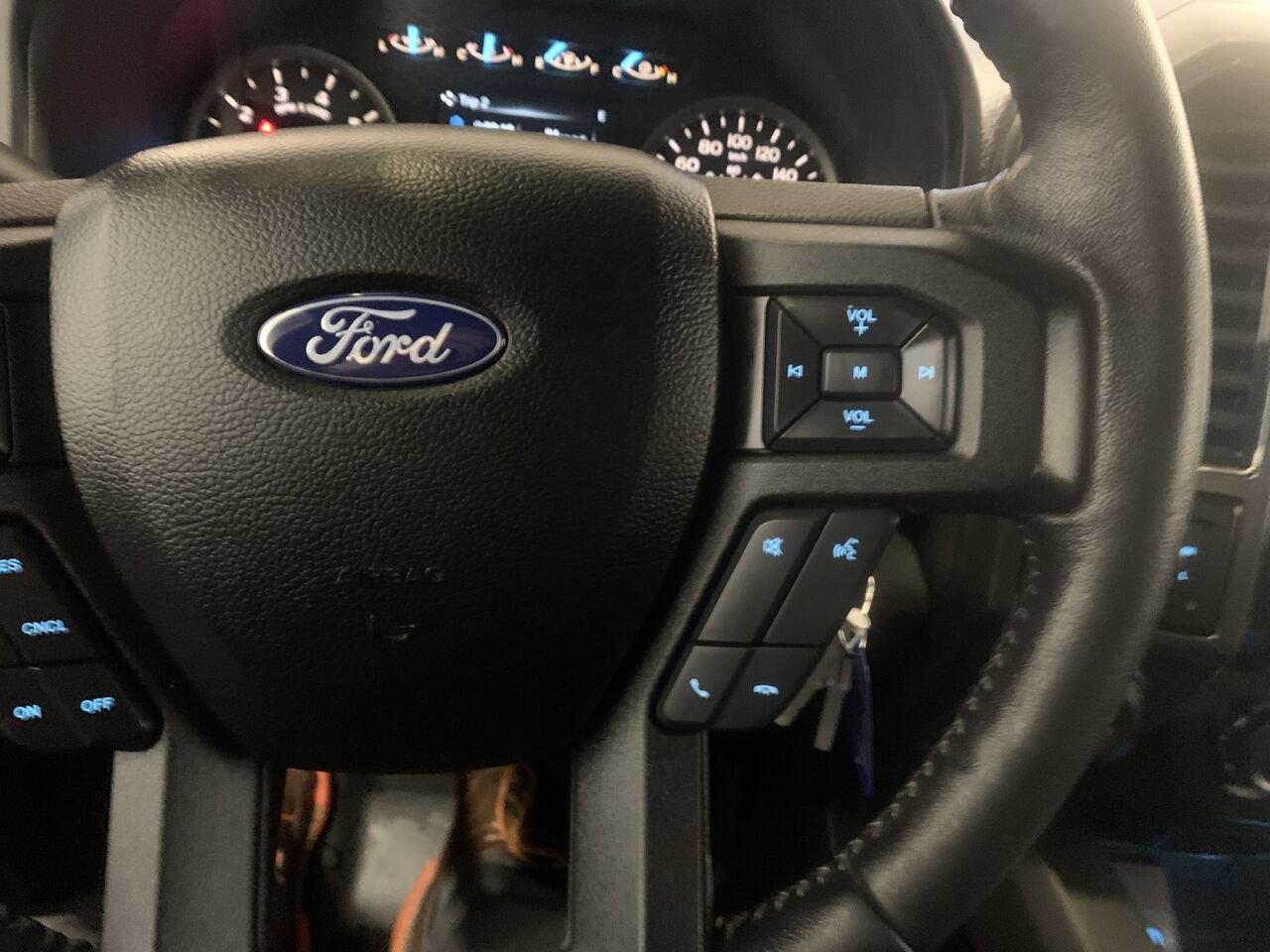 Ford F-150 SUPERCREW XLT XLT, SPORT, 302A, 5.0L 2018 Noir Châteauguay - photo #37