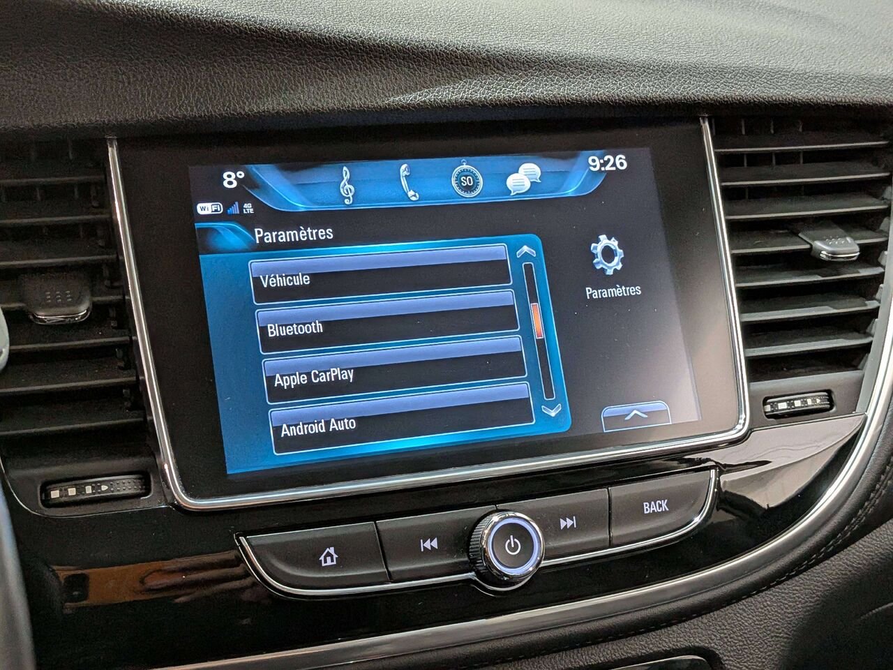 2018 Buick Encore FWD 4dr Essence White Val-David - photo #22