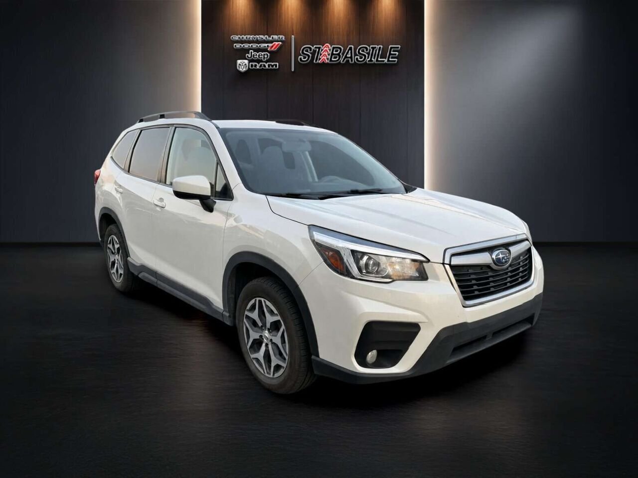 2019 Subaru Forester White Saint-Basile-le-Grand - photo #3