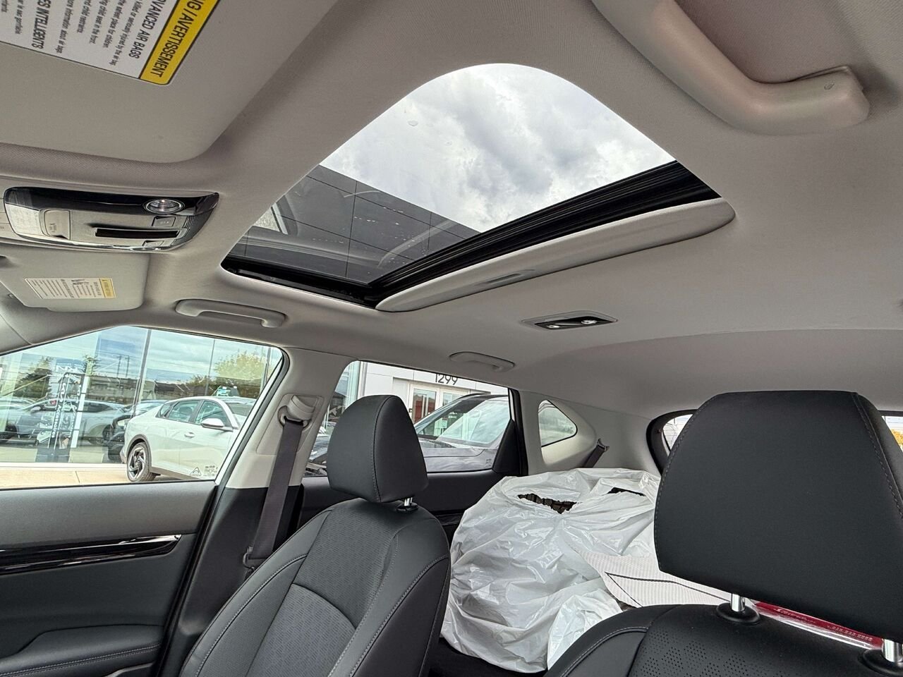 Kia Seltos 2021 Blanc Gatineau - photo #17