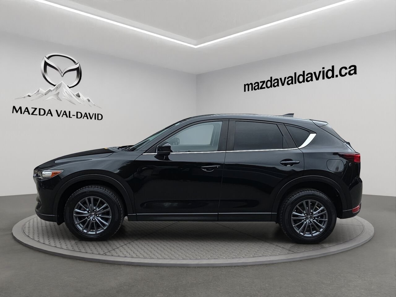 2020 Mazda CX-5 GS, sièges avant chauffants, Apple CarPlay/Android Auto, régulateur adaptatif, angles morts, hayon Black Val-David - photo #1