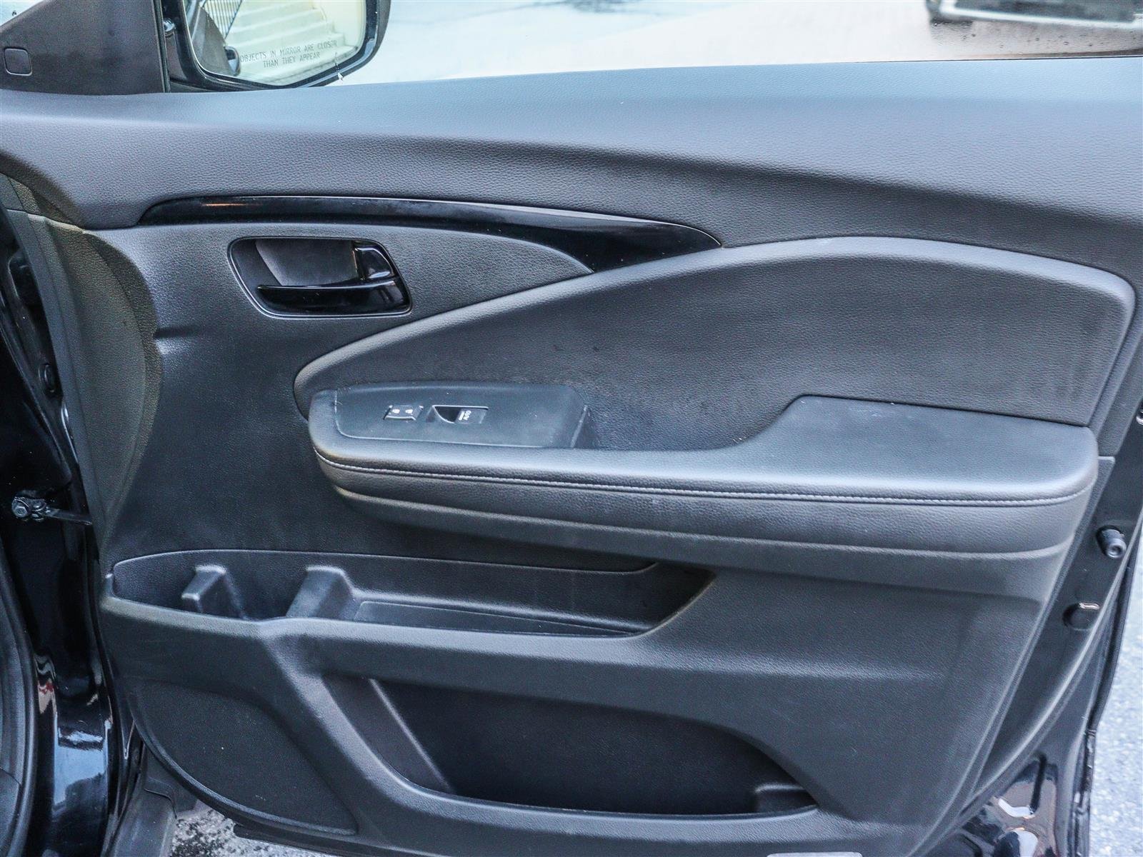 2023 Honda Passport Touring Ottawa & Gatineau - photo #17