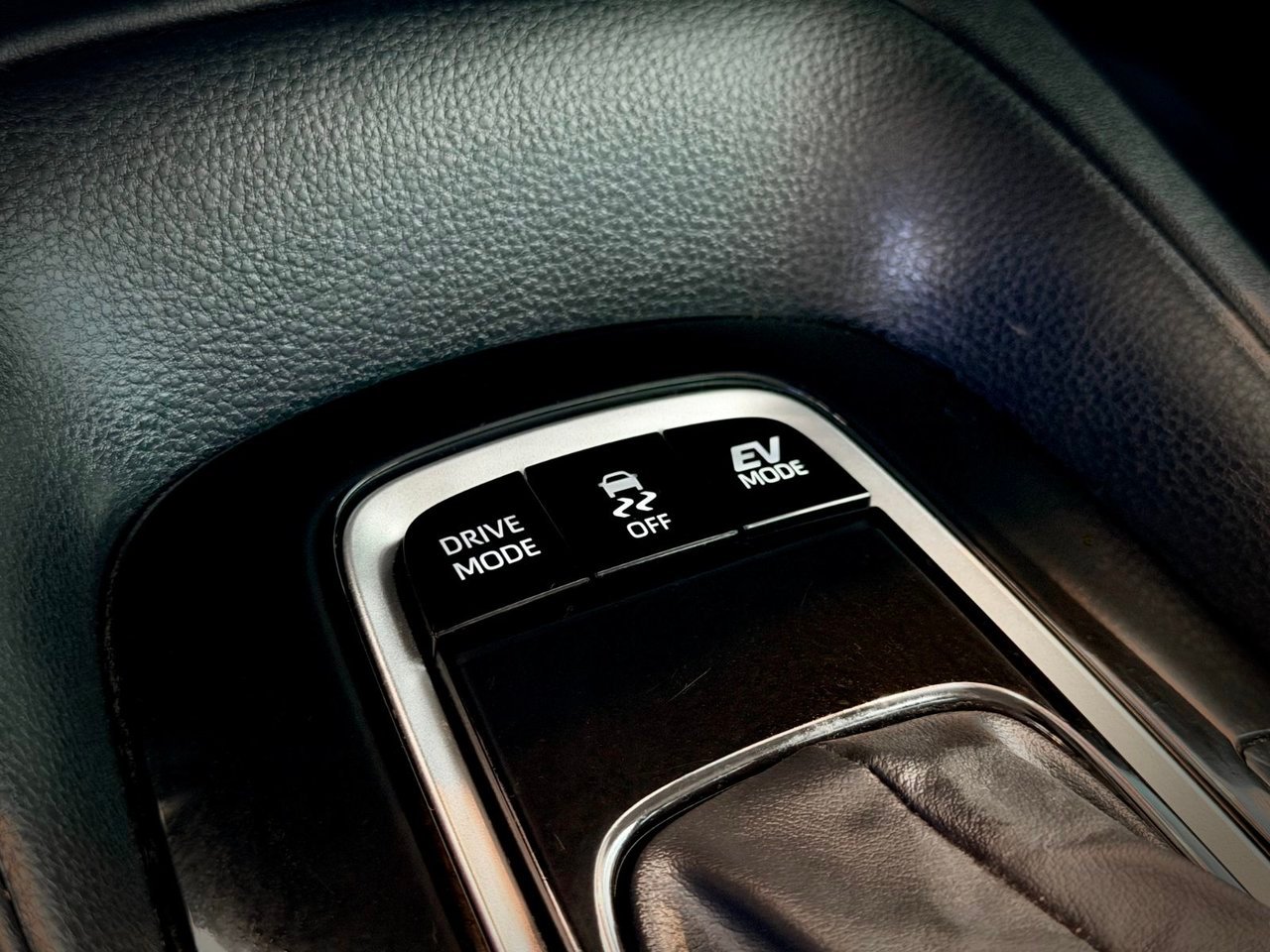 2023 Toyota Corolla LE White Notre-Dame-des-Prairies - photo #27