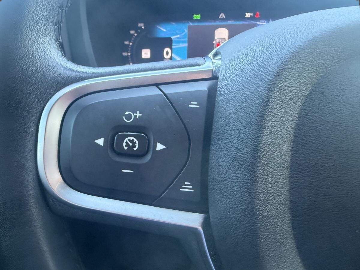 Volvo XC60 2024 Gris  - photo #10