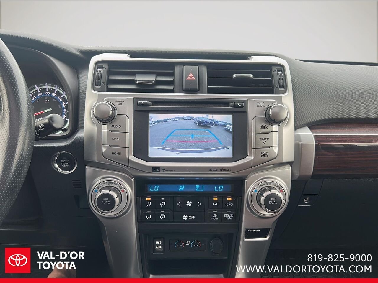2017 Toyota 4Runner Limited v6 White Val-d'Or - photo #13