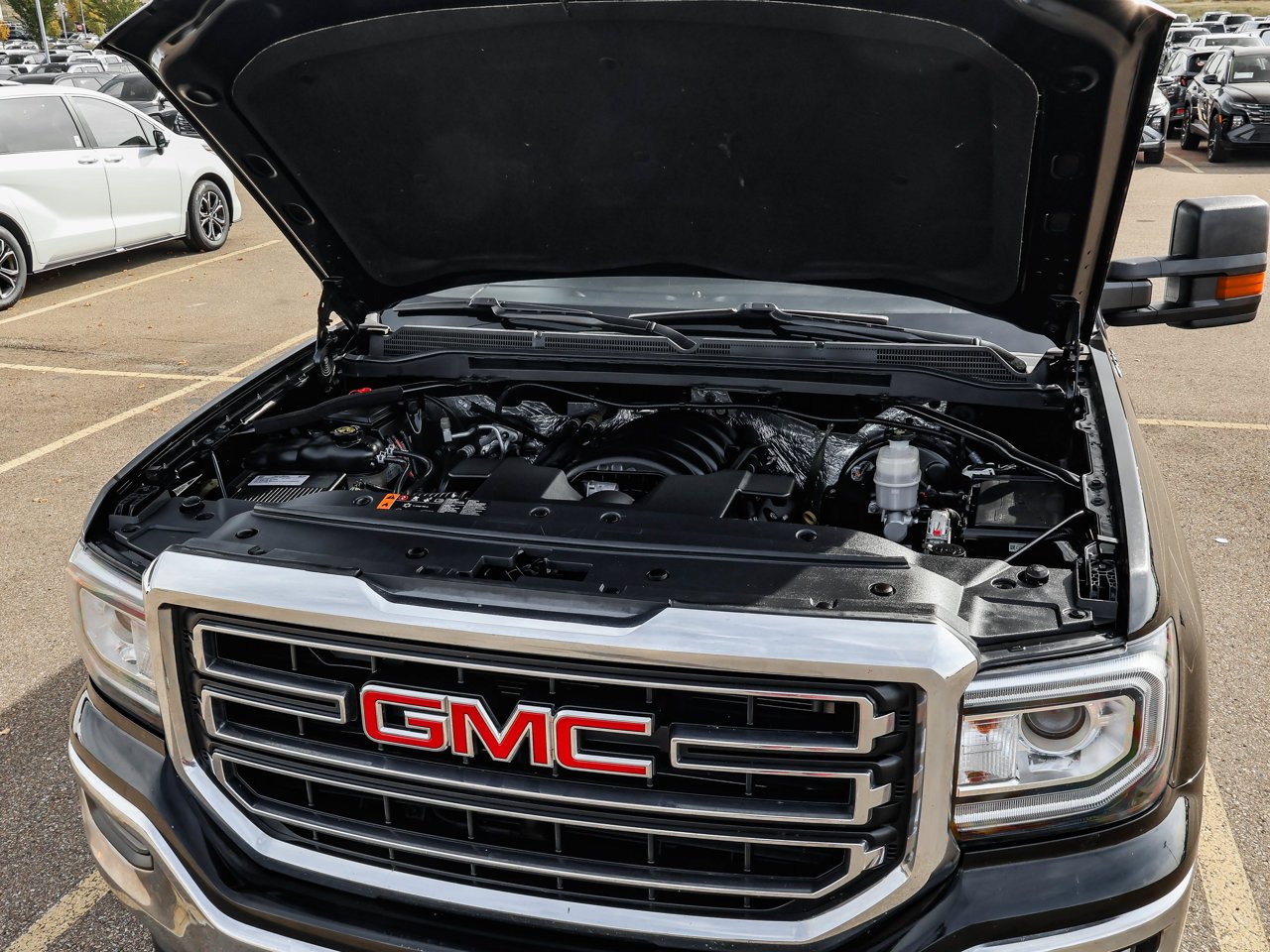 2017 GMC Sierra 1500 4WD Crew Cab 143.5 SLE Black Sherwood Park - photo #9