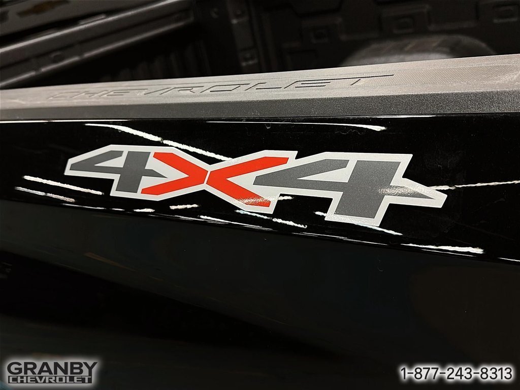 CHEVROLET Silverado 1500 K1500 SILVERADO CREW CAB CUSTOM STD/BOX (1CX) | B26-0627 2026 Noir Granby - photo #17