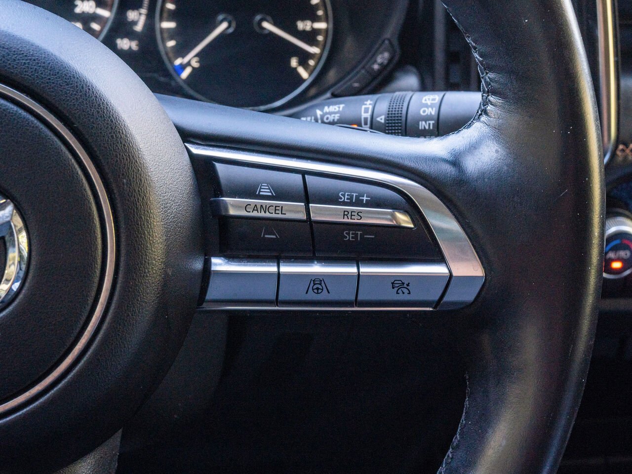 2023 Mazda CX-50 Modèle GT AWD White Châteauguay - photo #11