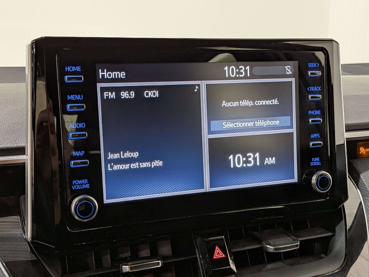 Toyota Corolla à hayon Manual 2019 Blanc Val-David - photo #19