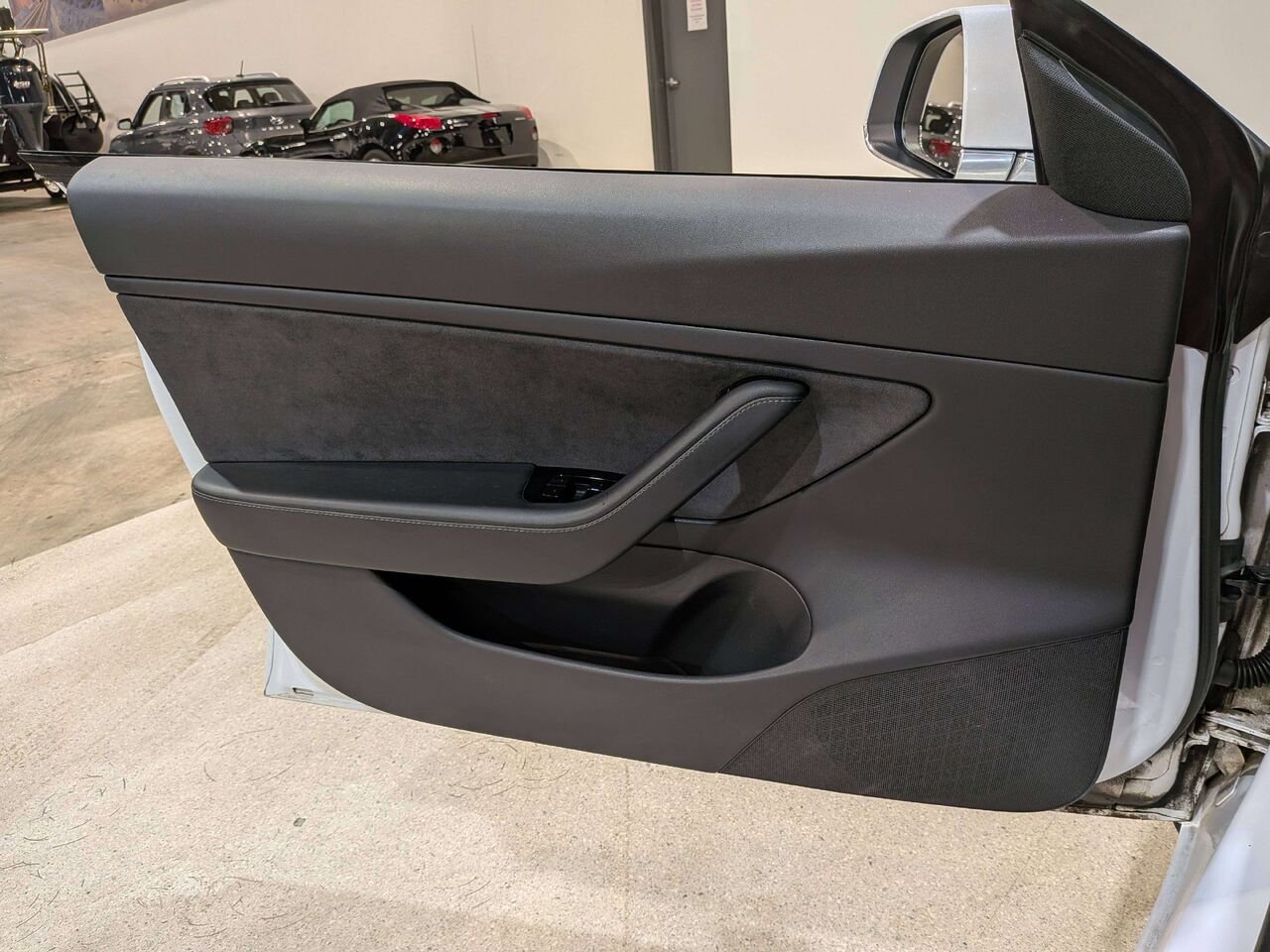 2019 Tesla Model 3 Standard Range Plus RWD White Val-David - photo #30