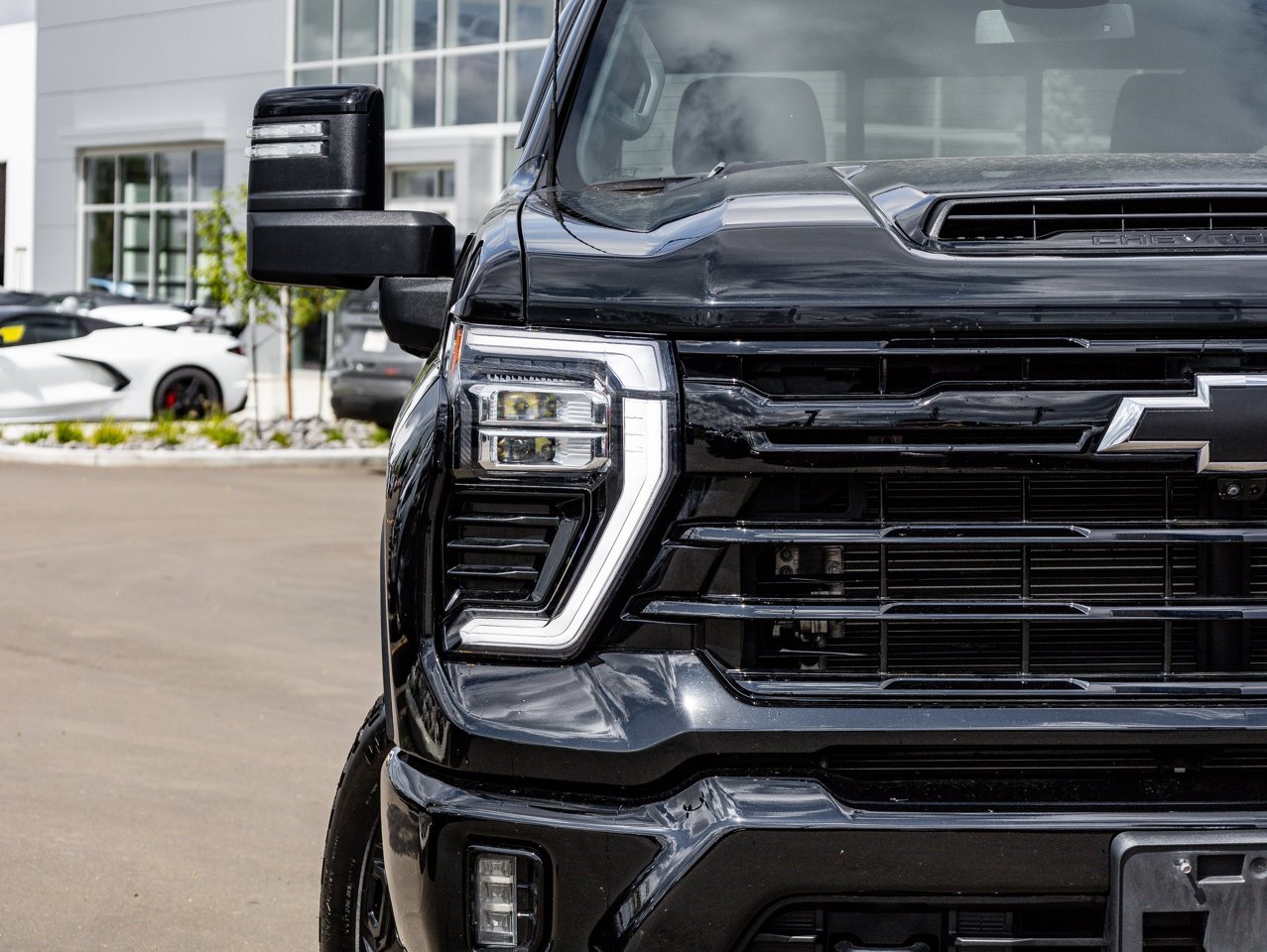 2024 Chevrolet Silverado 2500HD 4WD Crew Cab 159 LT Black Sherwood Park - photo #4