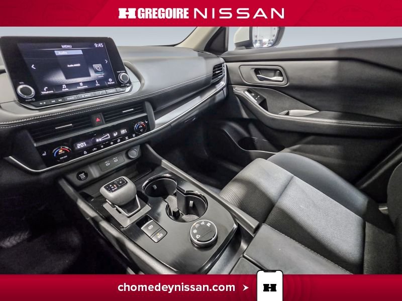 2025 Nissan Rogue White Laval - photo #24