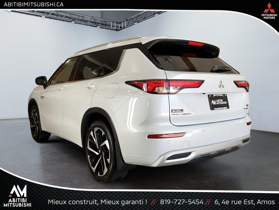 2023 Mitsubishi Outlander Plug-In Hybrid PHEV White