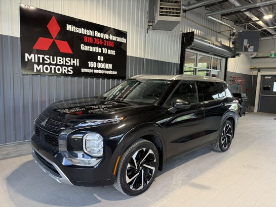 2024 Mitsubishi Outlander GT S-AWC Black