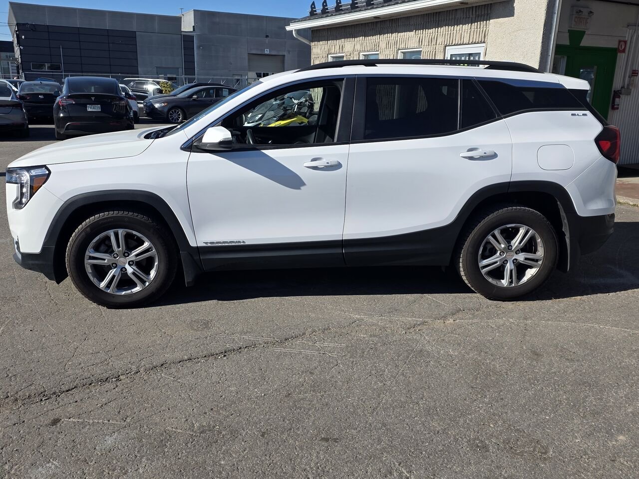 GMC TERRAIN 2022 Blanc Longueuil, - photo #2