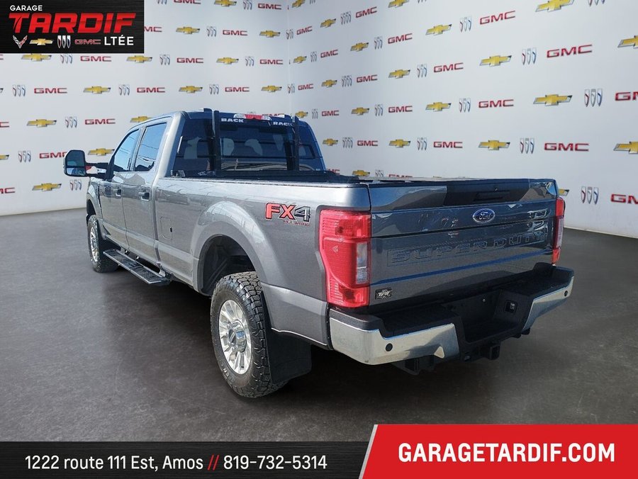 Ford F-250 Super Duty 4WD Crew Cab 176'' WB 2022 Gris