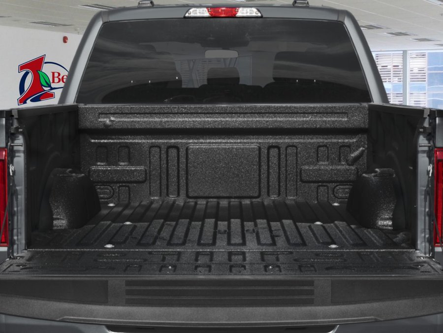 Ford F-150 STX cabine SuperCrew 4RM caisse de 5,5 pi 2026 Noir agate métallisé