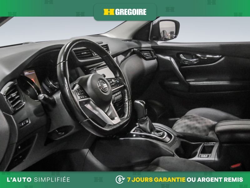2021 Nissan Qashqai Red Blainville - photo #11