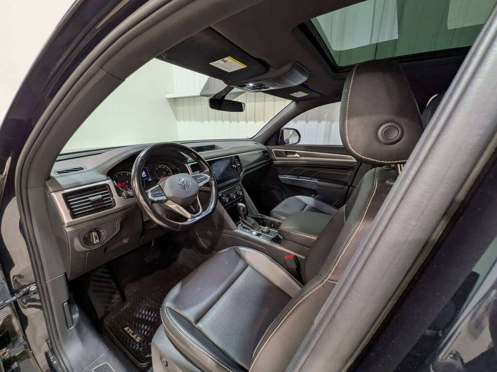Volkswagen Atlas Cross Sport Comfortline 2.0 TSI 4MOTION 2020 Noir Val-David - photo #8