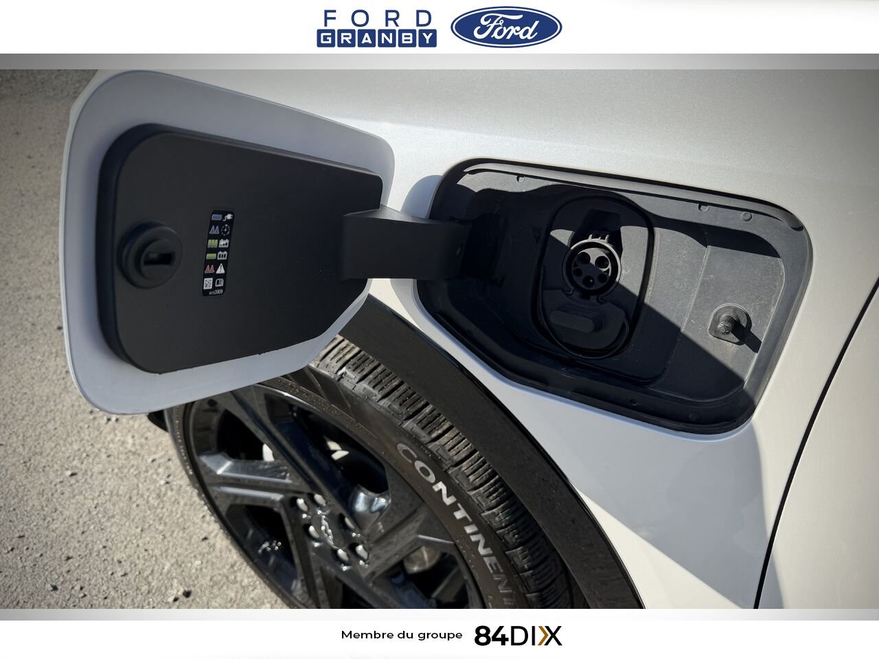 2025 Chevrolet Equinox EV RS 2RS White Granby - photo #9