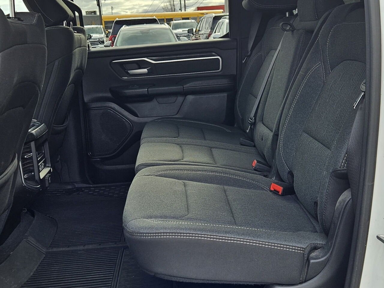 2020 Ram 1500 Big Horn Rouyn-Noranda - photo #26
