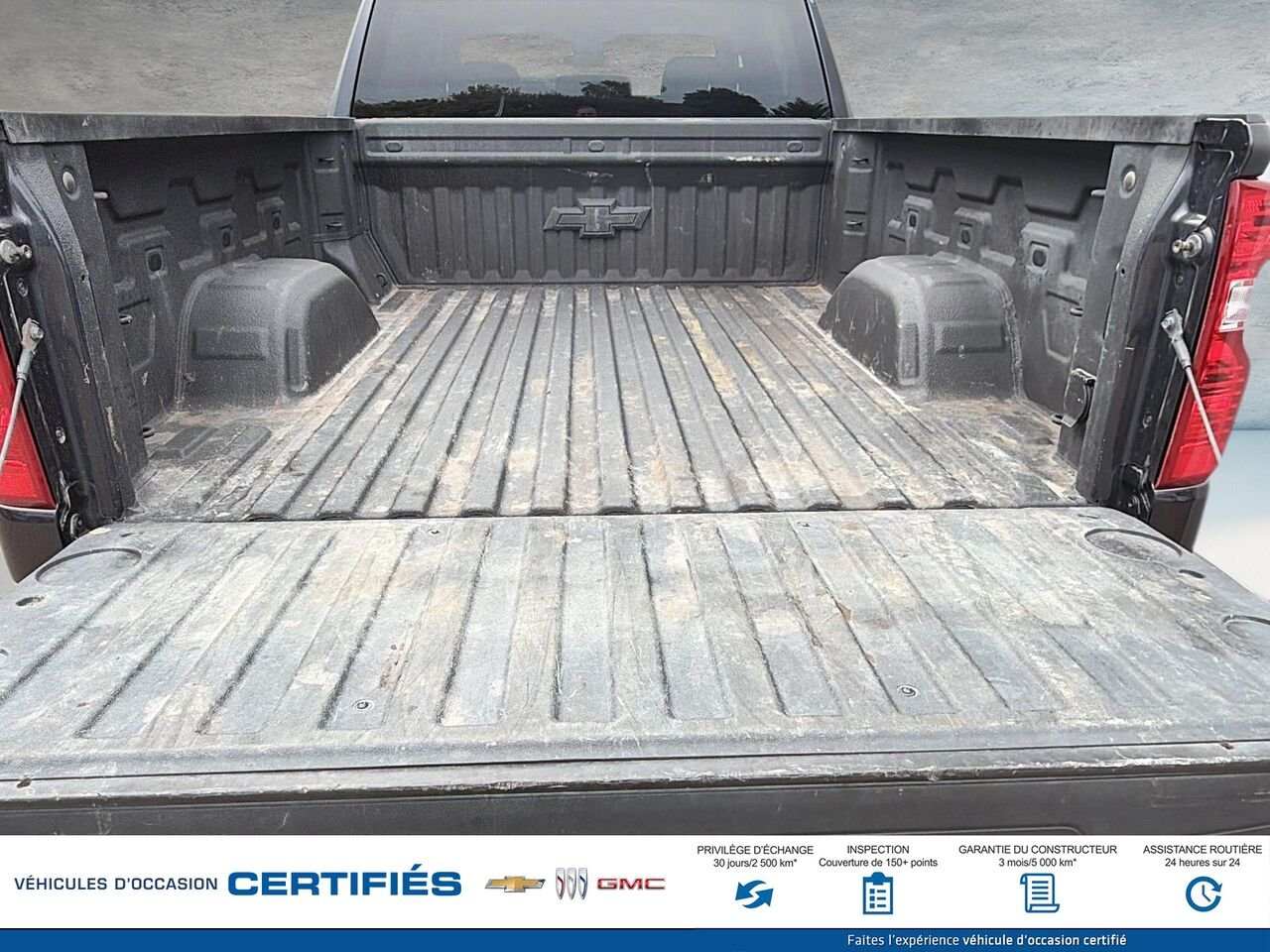 CHEVROLET SILVERADO Custom Trail Boss cabine multiplace 4RM 157 po 2022 GRIS CEND Montmagny - photo #16