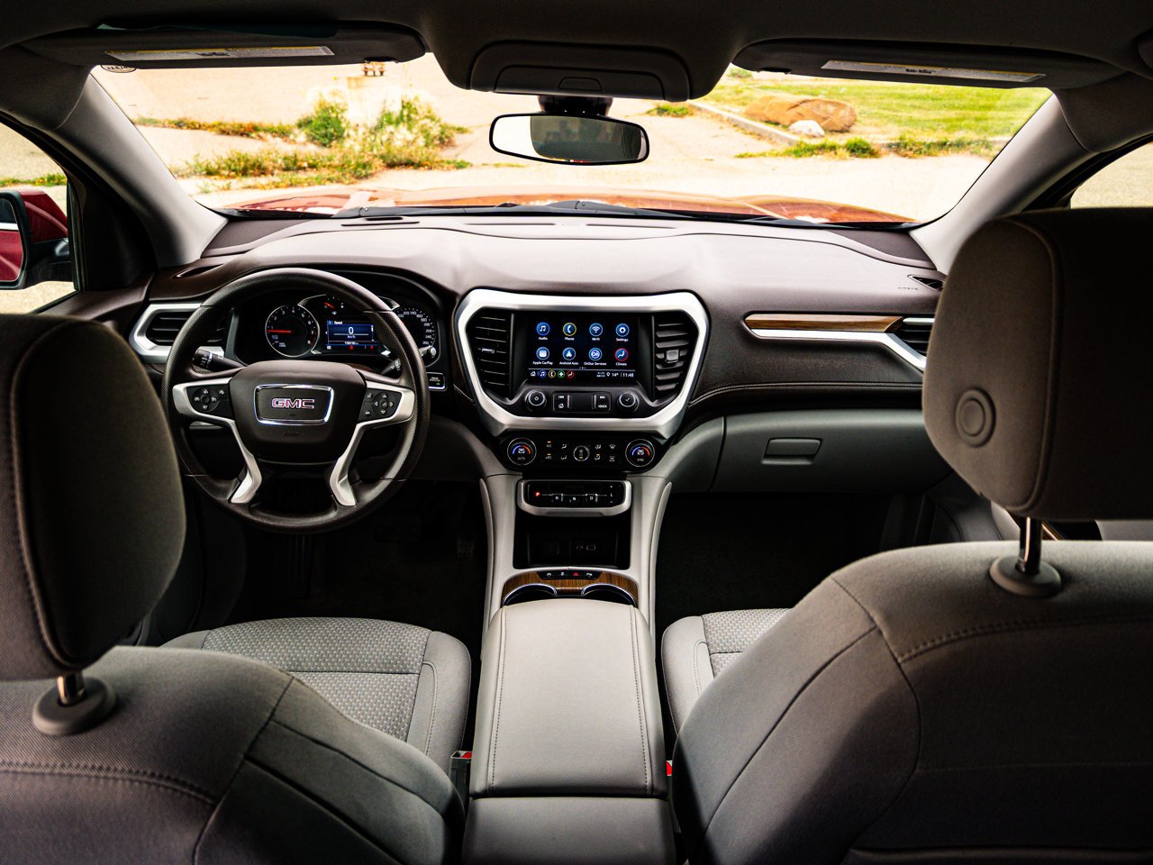 2023 GMC Acadia AWD 4dr SLE Red Sherwood Park - photo #32