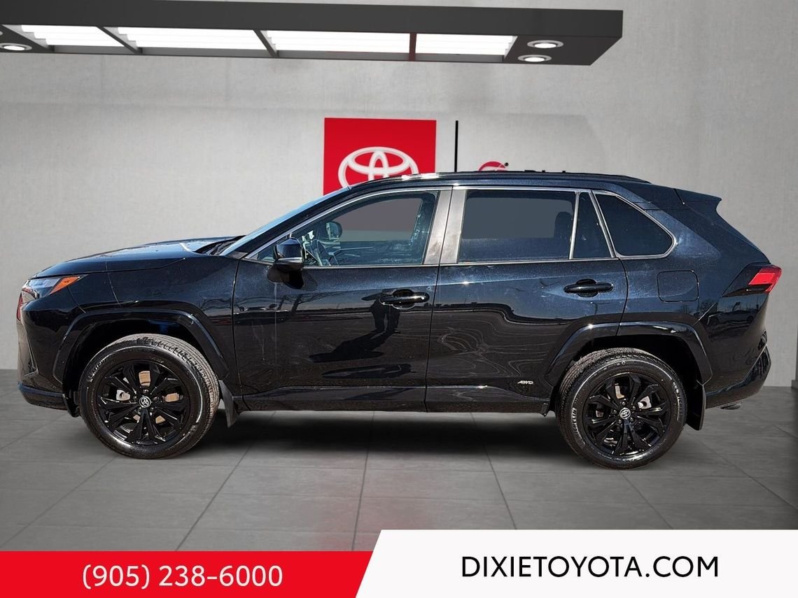 2023 Toyota RAV4 Power Sunroof, Heated Seats, Alloy Wheels, Heated Steering Wheel, Bluetooth Midnight Black Metallic Mississauga - photo #12