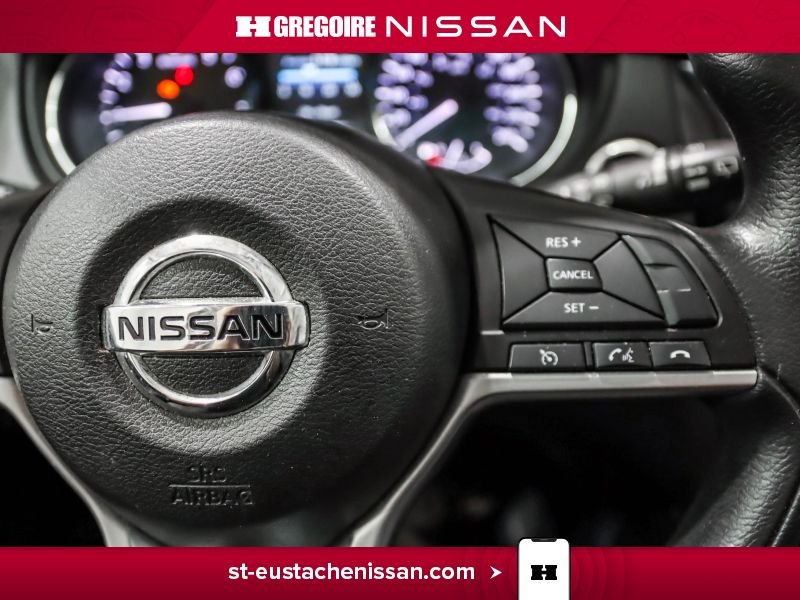 2017 Nissan Rogue Red Laval - photo #18