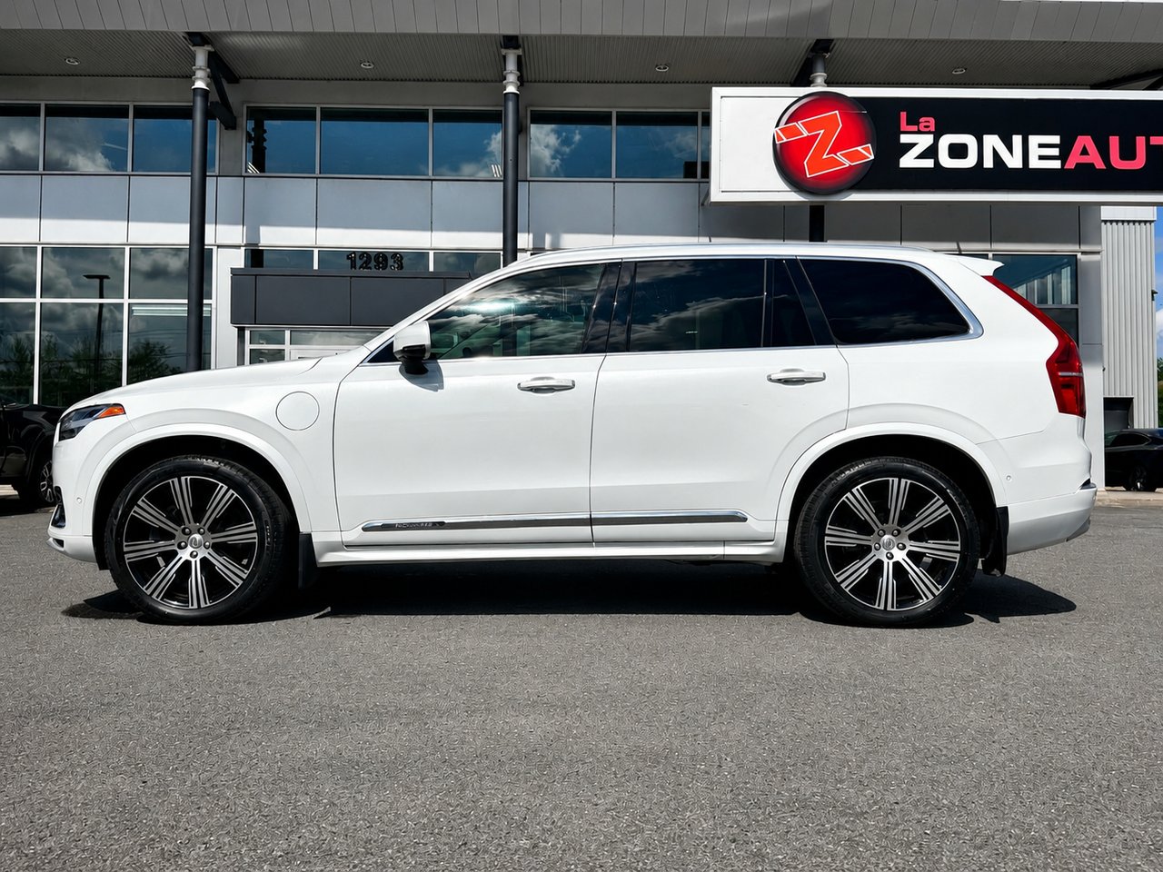 Volvo XC90 Recharge 2022 Blanc Granby - photo #2