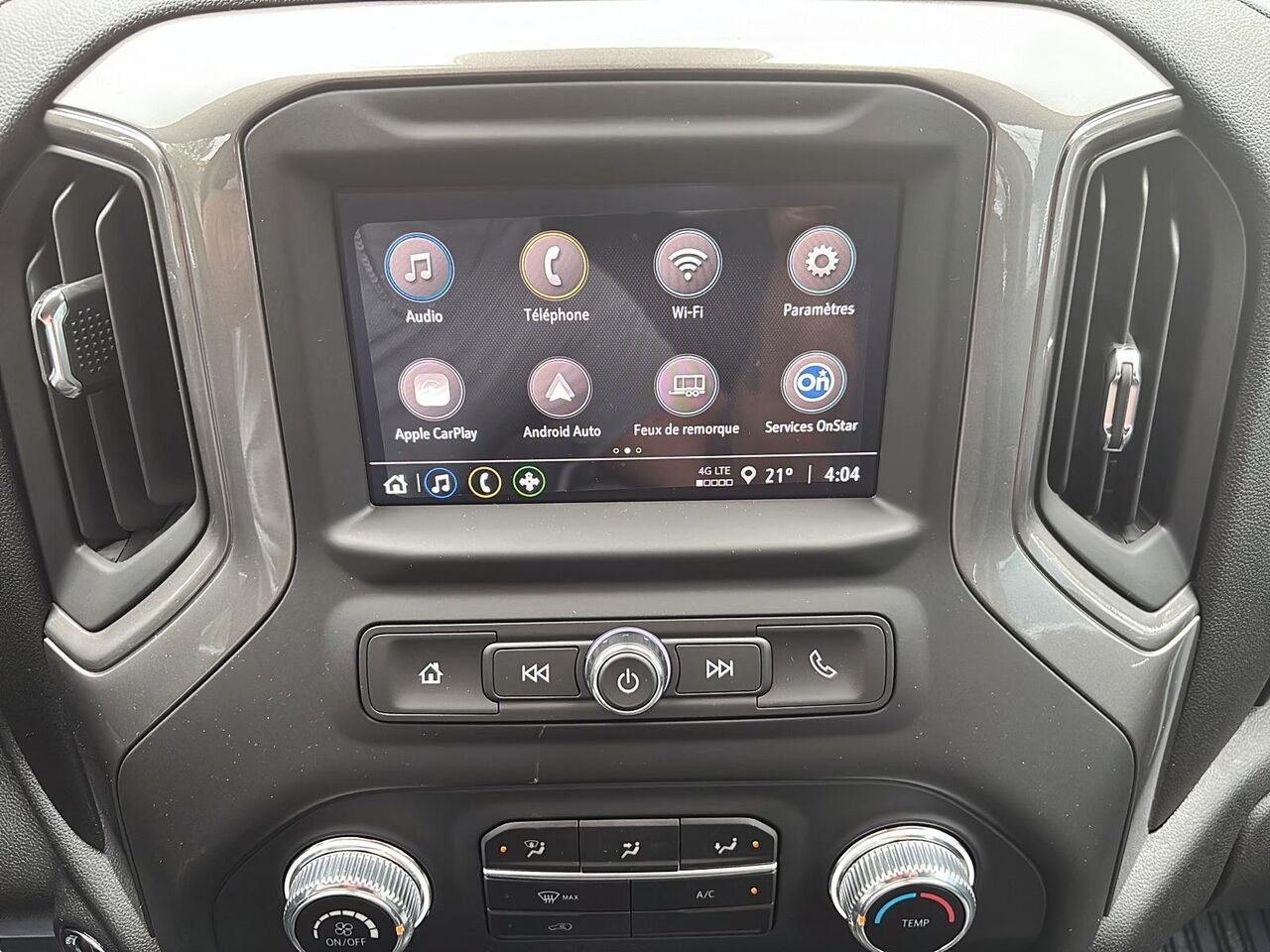 GMC Sierra 3500HD Pro cabine double 4RM 162 po 2026 NOIR ONYX Saint-Hyacinthe - photo #12