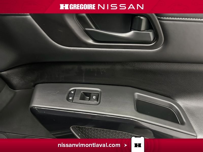 2024 Nissan Pathfinder Grey Laval - photo #13