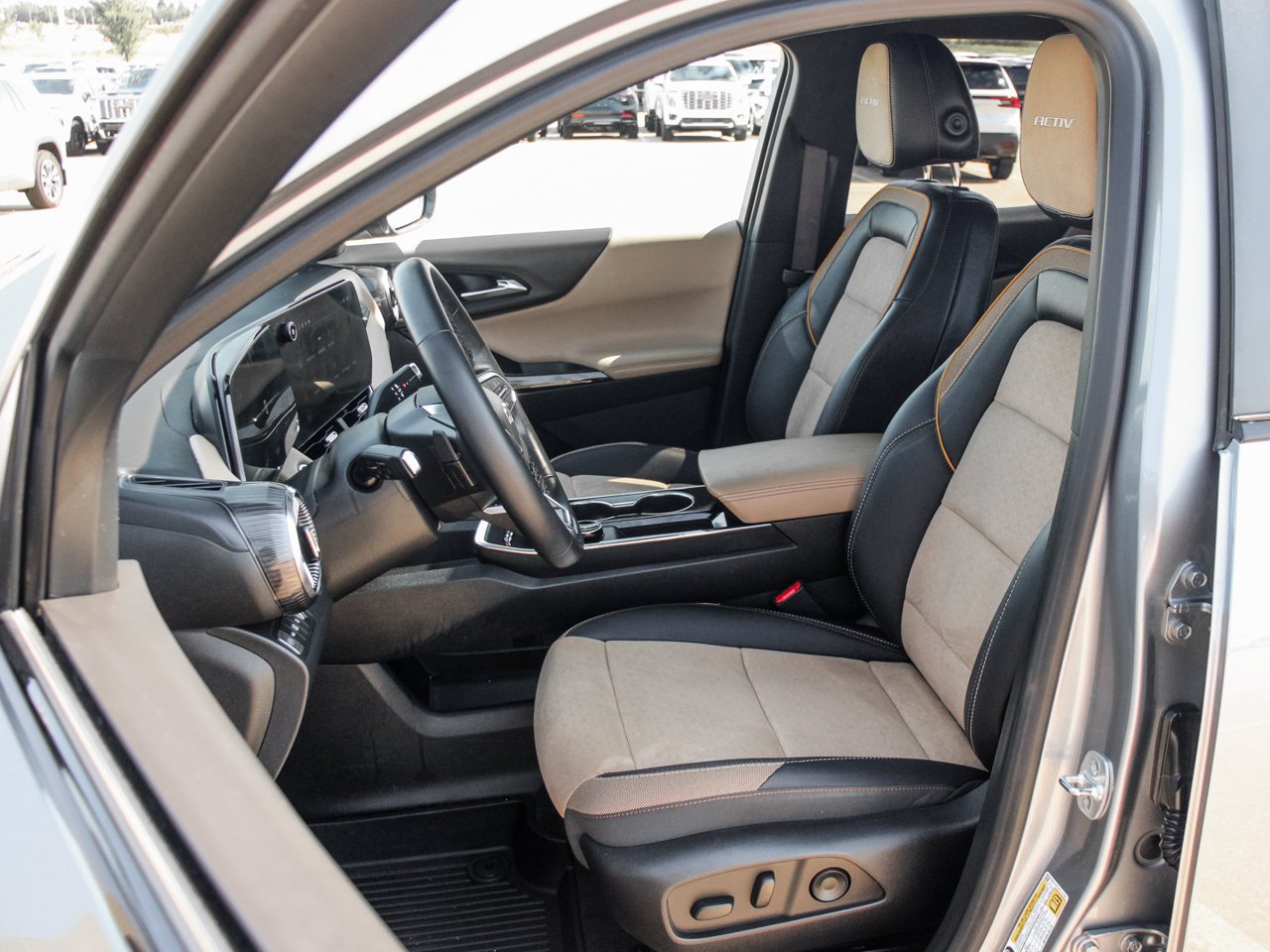 2026 Chevrolet Equinox AWD 4dr ACTIV Grey Sherwood Park - photo #30