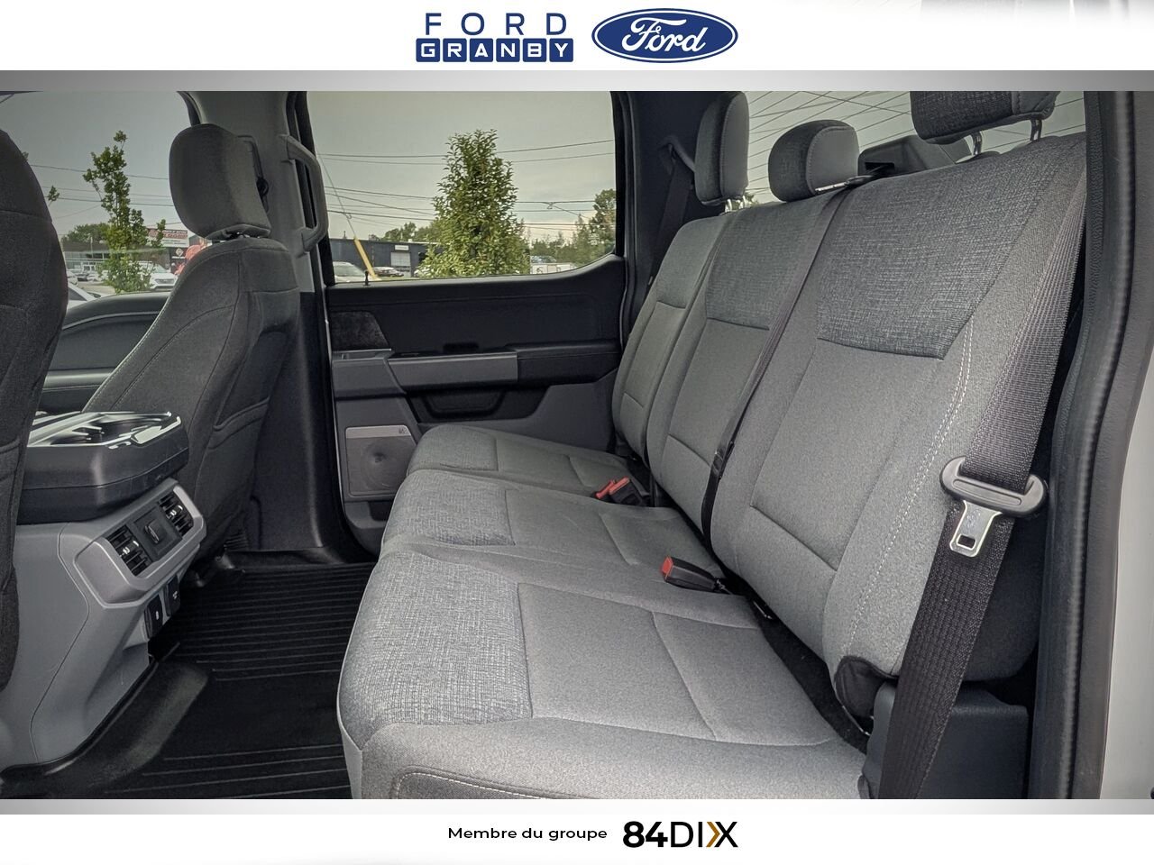 2024 Ford F-150 Lightning White Granby - photo #11