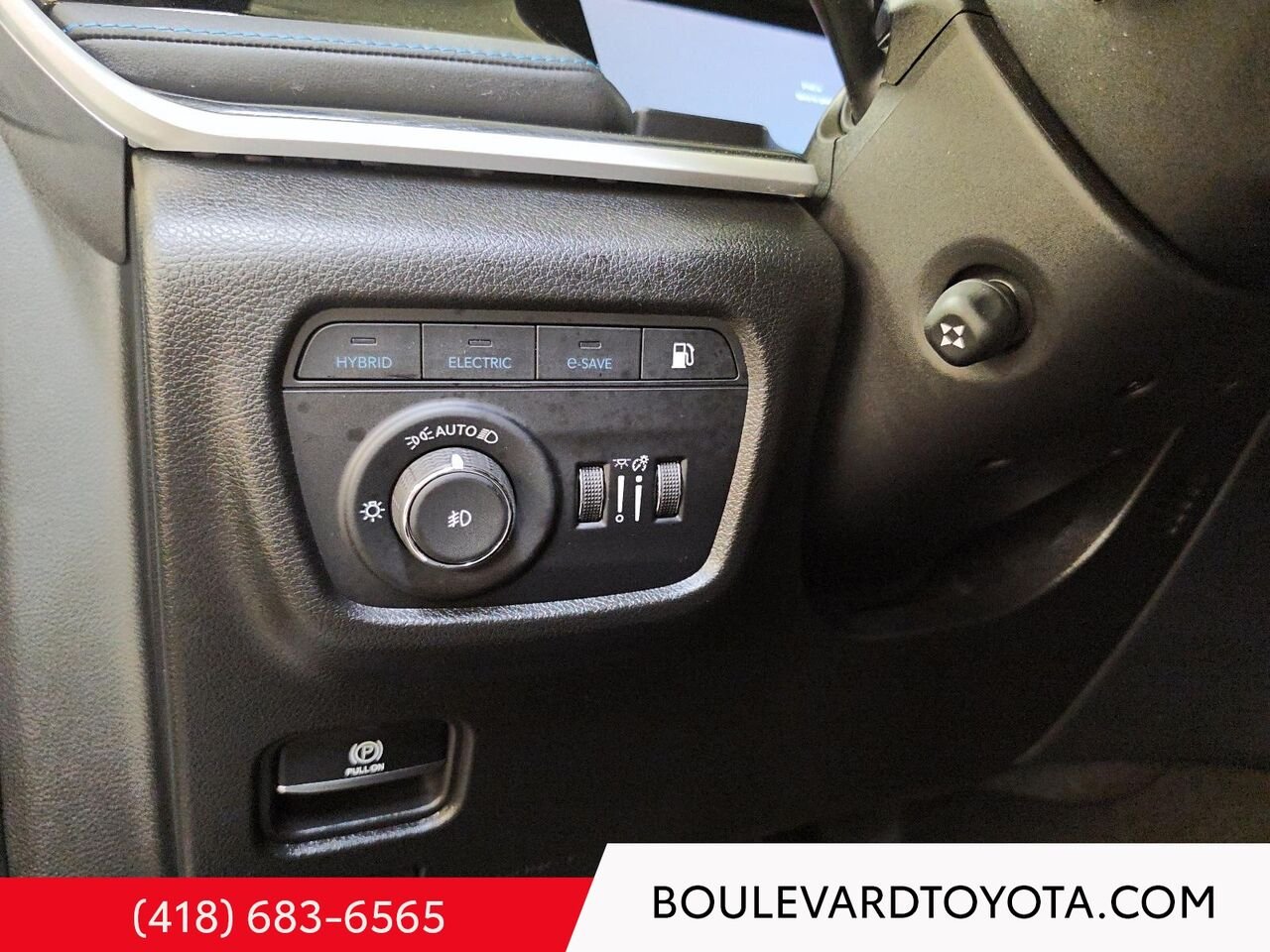 2022 Jeep Grand Cherokee 99505A-120 | TRAILHAWK 4XE, 4X4 White Québec - photo #17
