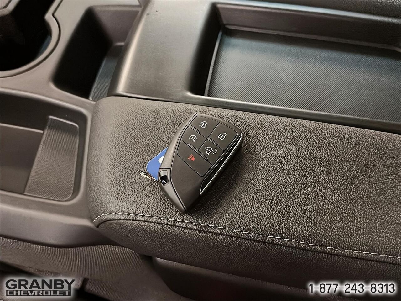 2026 CHEVROLET Silverado 1500 K1500 SILVERADO CREW CAB CUSTOM STD/BOX (1CX) | 26-0980 STERLING GREY METALLIC Granby - photo #19