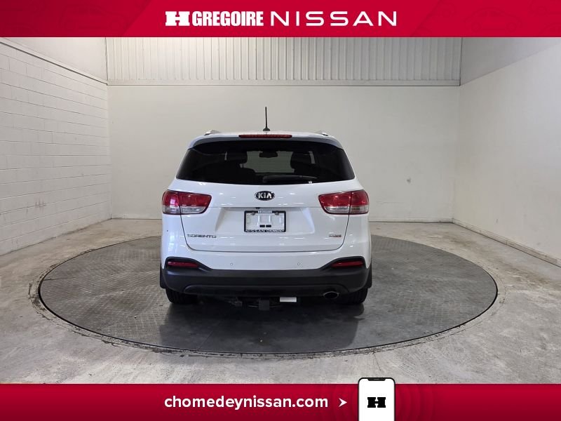 2016 Kia Sorento White Laval - photo #7