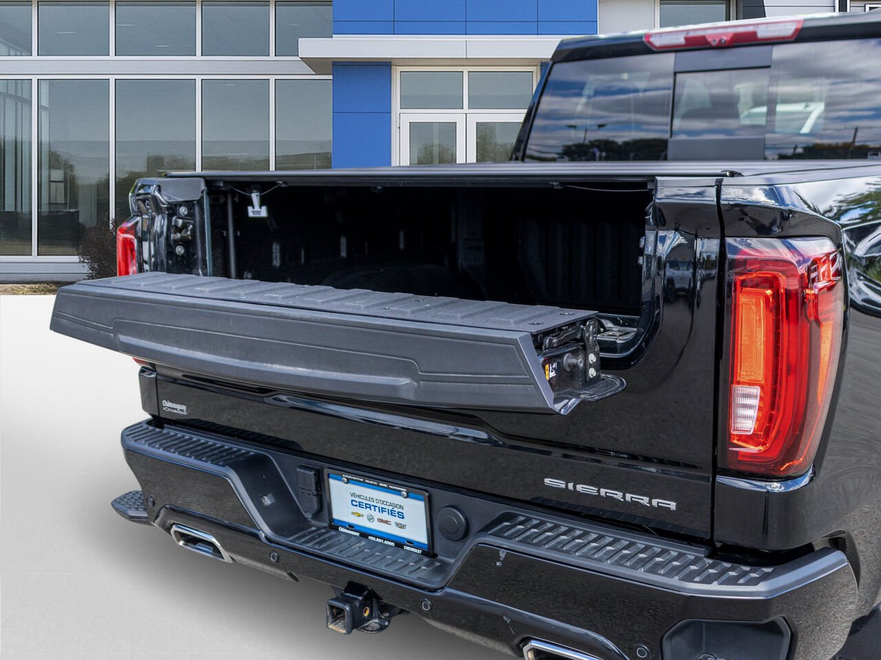GMC Sierra 1500 Denali Ultimate cabine multiplace 4RM 2025 Noir Châteauguay - photo #41