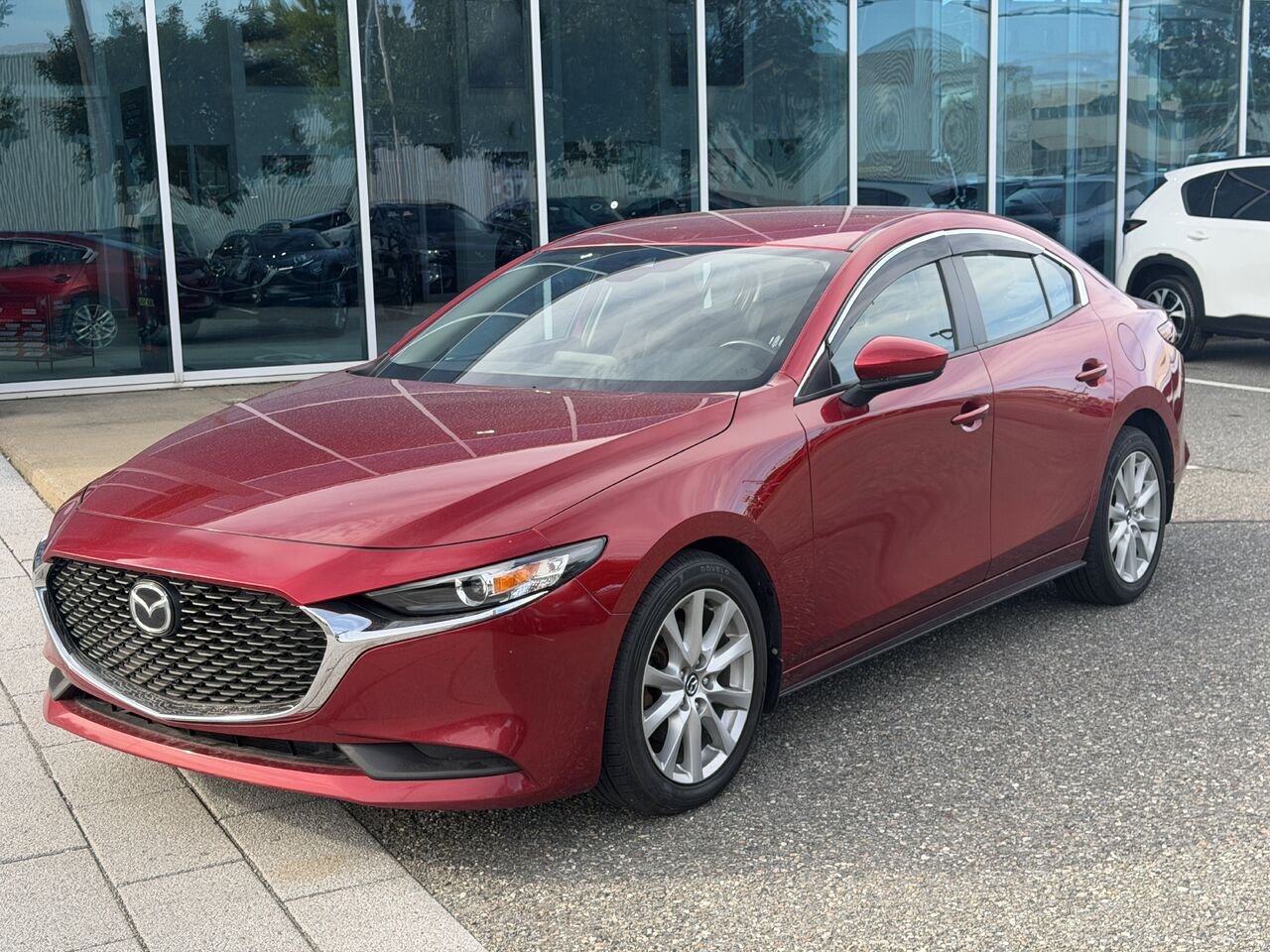 2019 Mazda Mazda3 Red Ste-Marie - photo #0