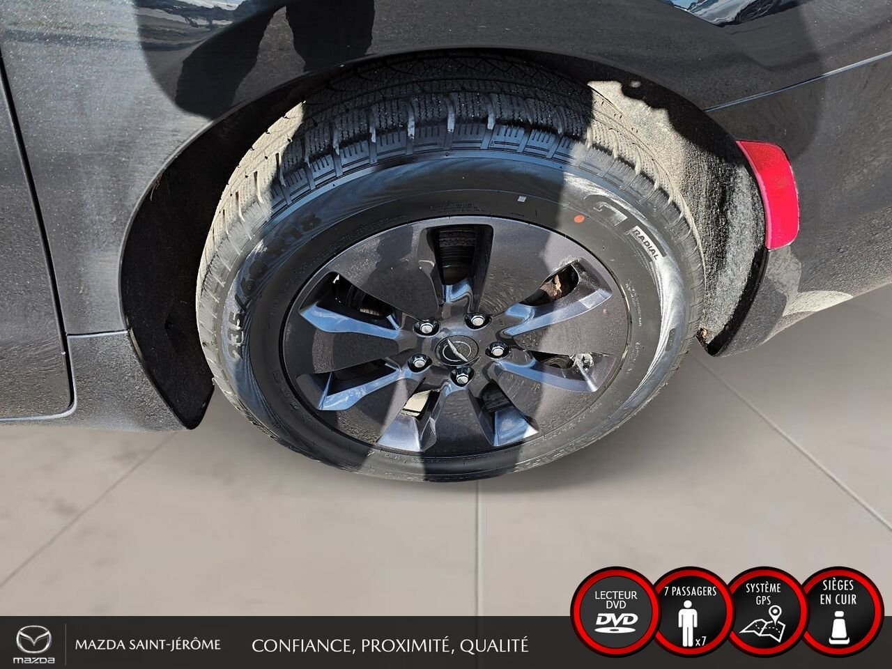 2020 Chrysler Pacifica Hybrid LIMITED S | JAMAIS ACCIDENTÉ | HYBRIDE RECHARGEABLE | TOIT PANO | CUIR | TV/DVD Black Saint-Jérôme - photo #11