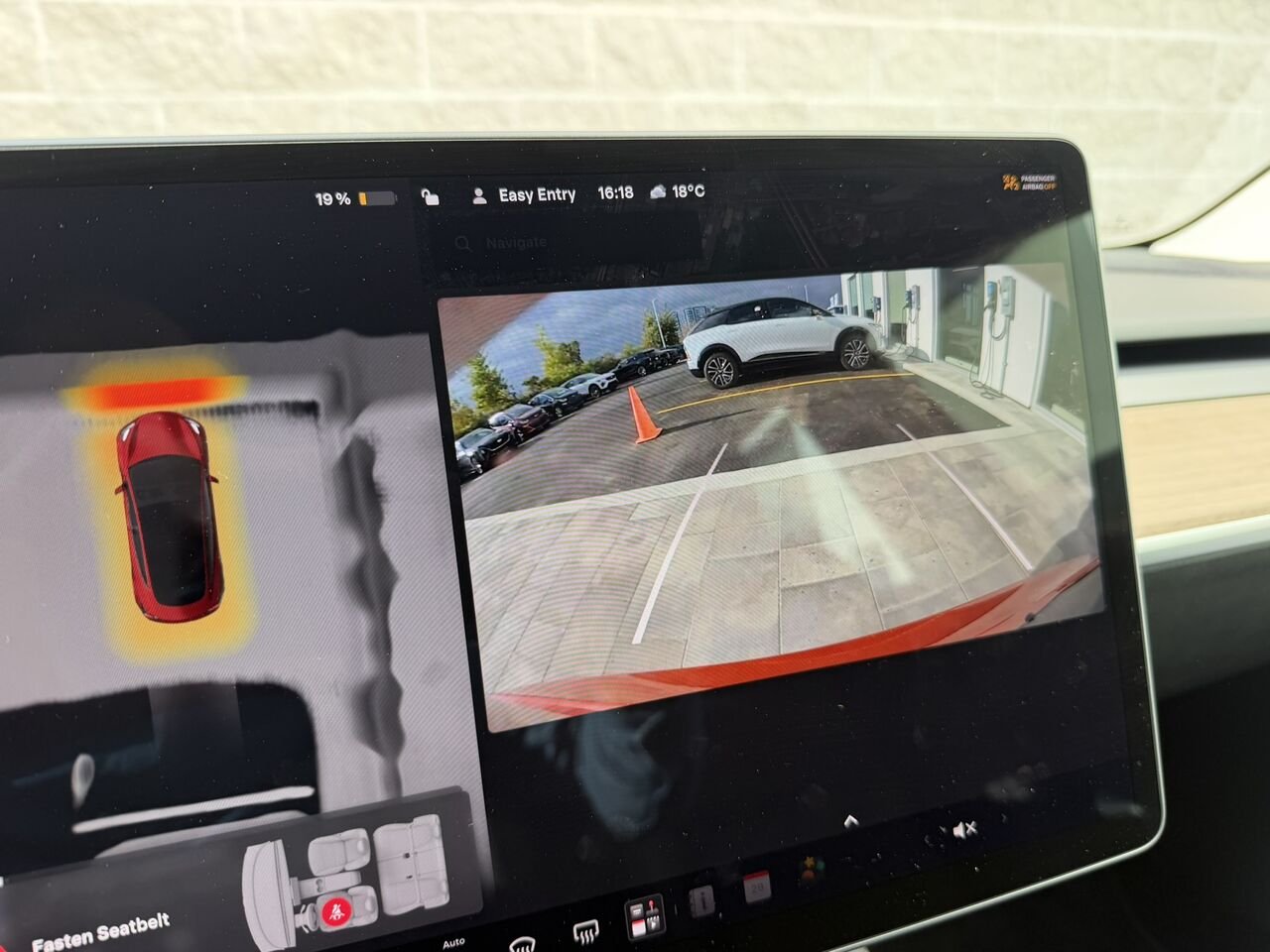 Tesla Model 3 LONG RANGE AWD 2023 Rouge Laval - photo #27