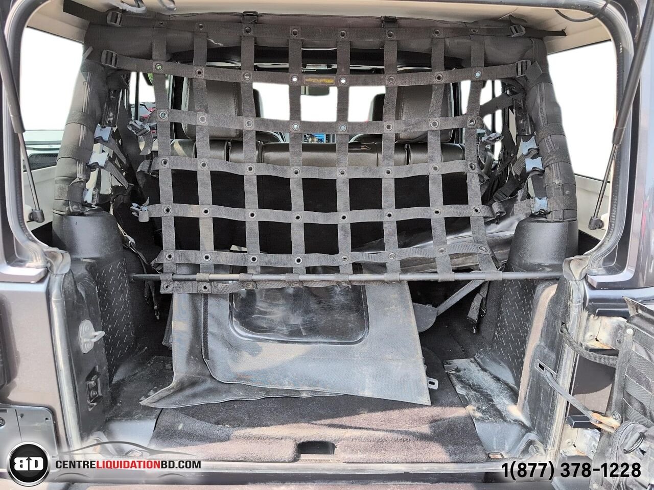 JEEP WRANGLER UNLIMITED SAHARA | BD0367 2016 Gris Granby - photo #10