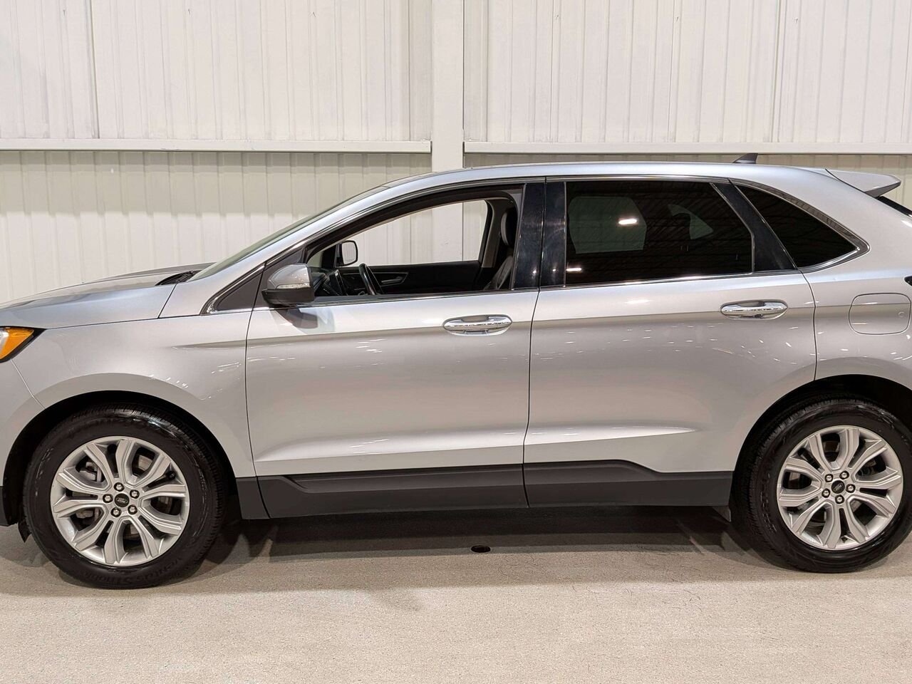 2023 Ford Edge Titanium AWD Silver Val-David - photo #4