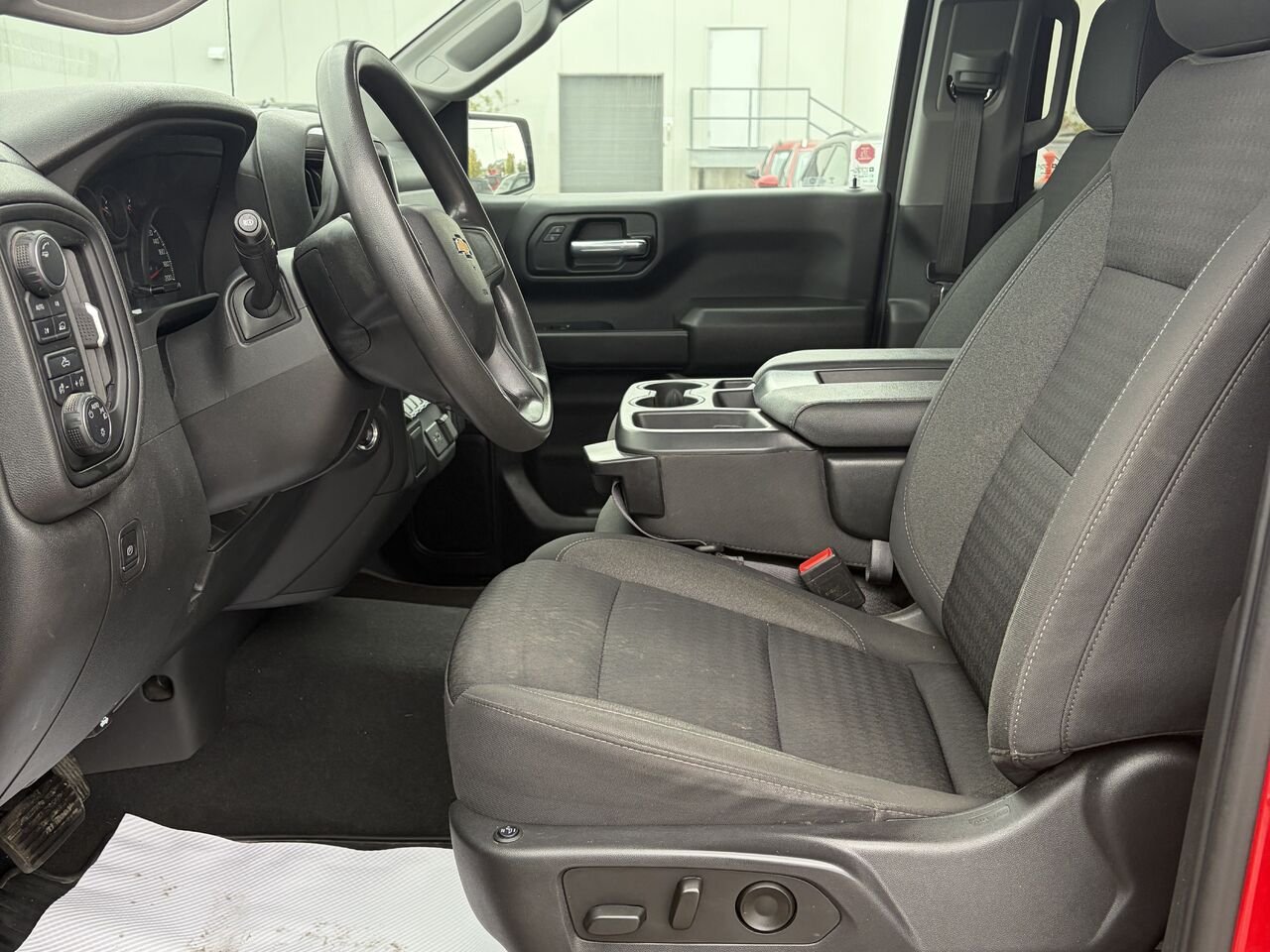CHEVROLET SILVERADO 1500 Custom cabine multiplace 4RM 157 po 2022 Rouge Gatineau - photo #2
