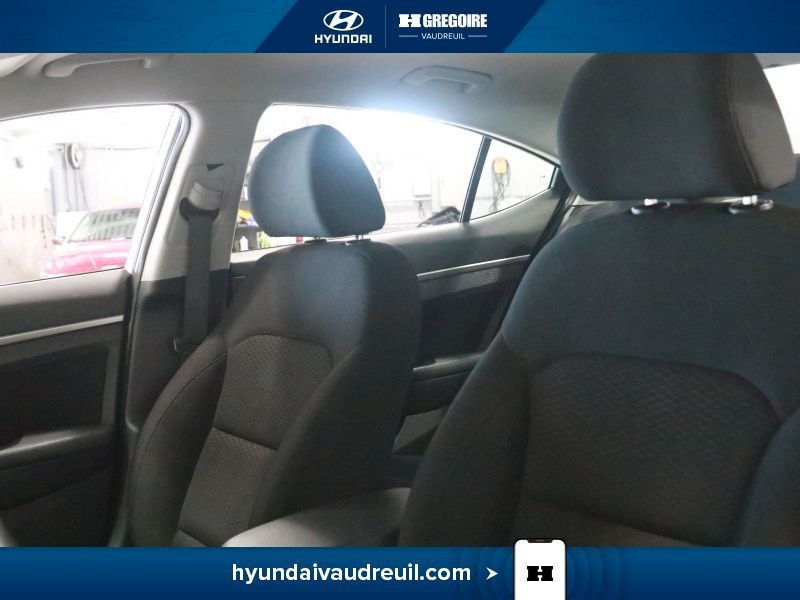 Hyundai Elantra 2019 Blanc Laval - photo #13