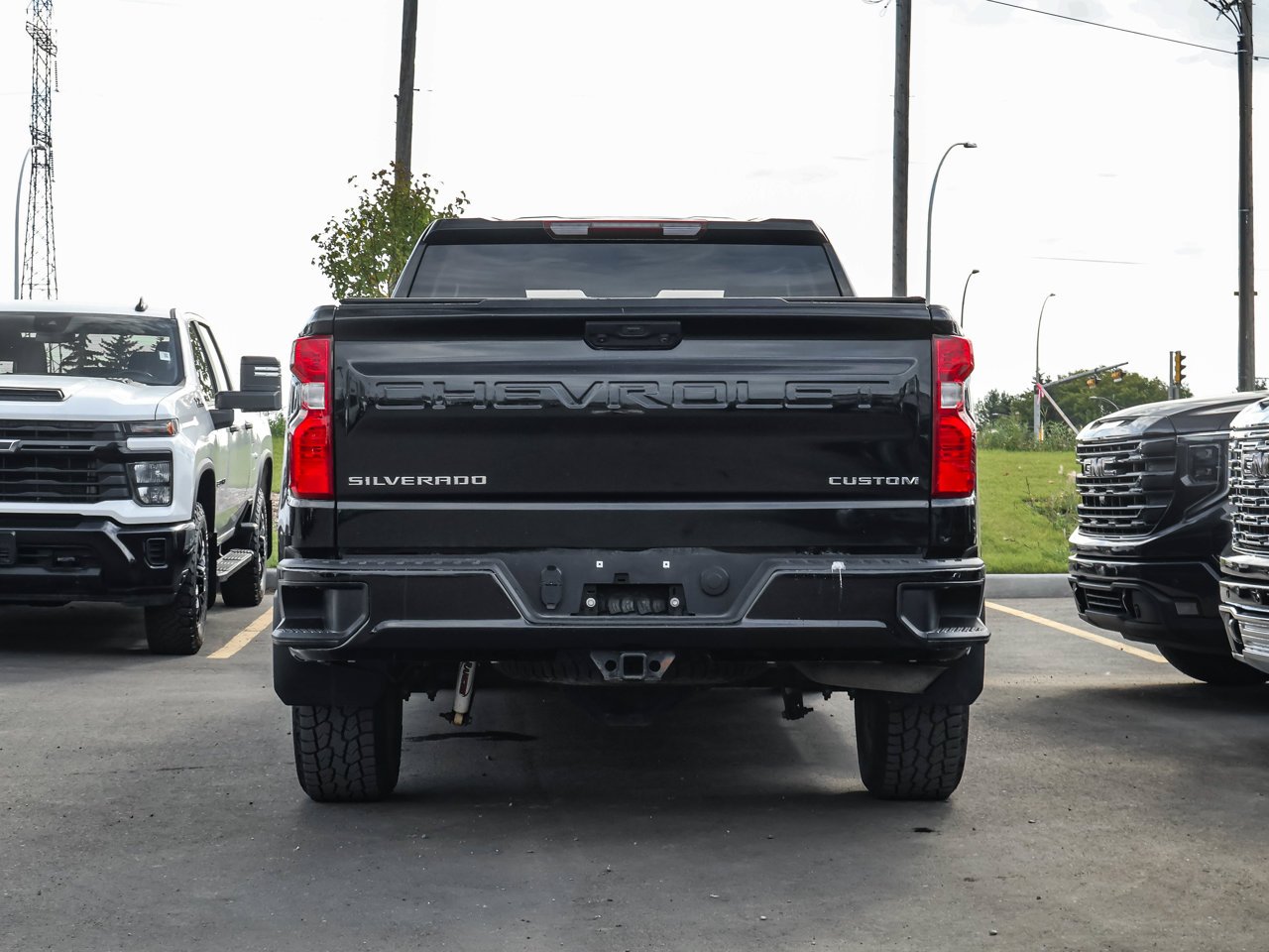 2024 Chevrolet Silverado 1500 4WD Crew Cab 157 Custom Trail Boss Black Sherwood Park - photo #6