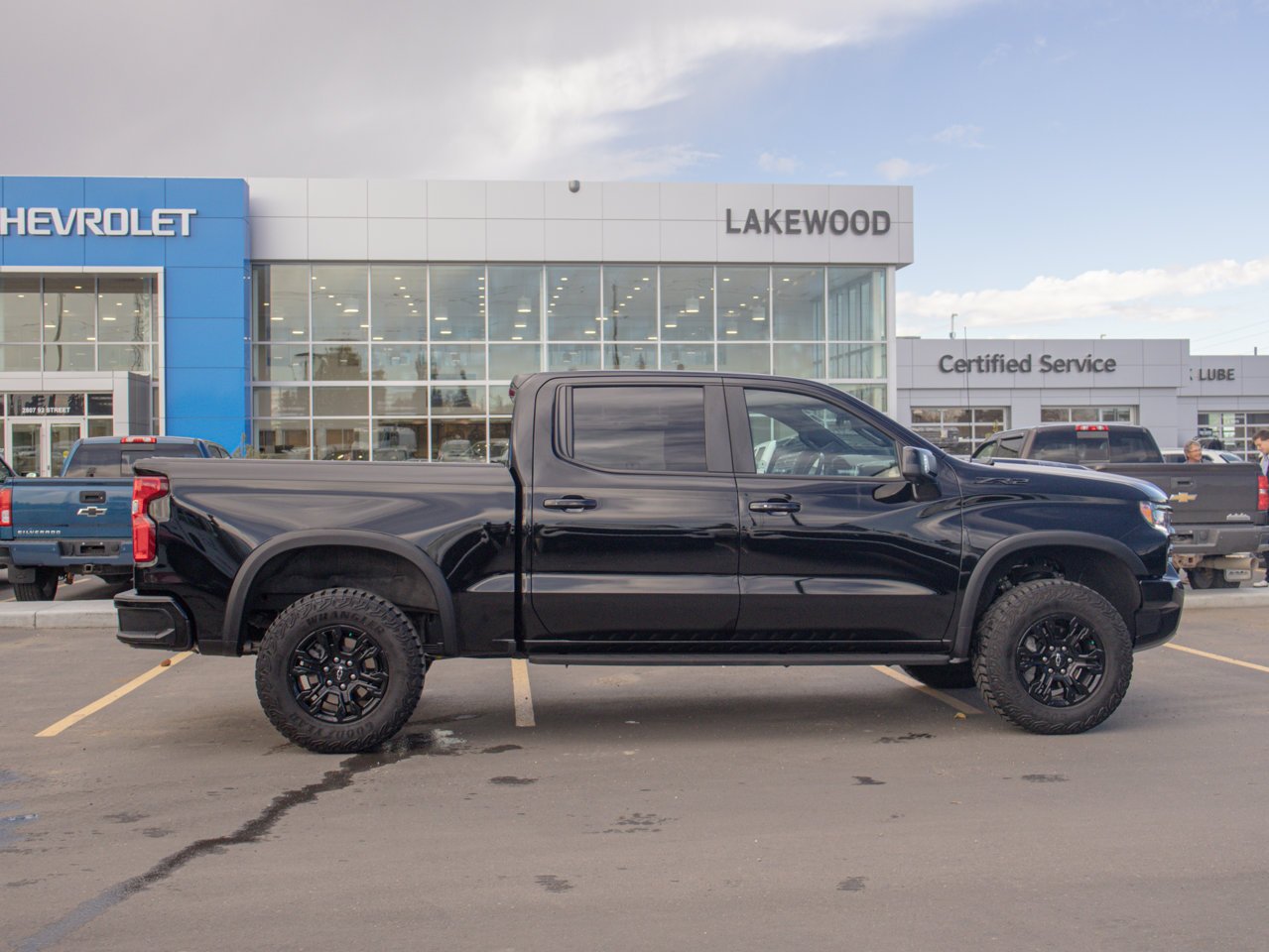 2024 Chevrolet Silverado 1500 4WD Crew Cab 147 ZR2 Black Sherwood Park - photo #12