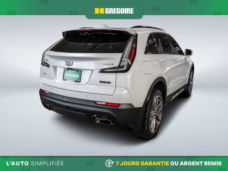 2020 Cadillac XT4 White Blainville - photo #8