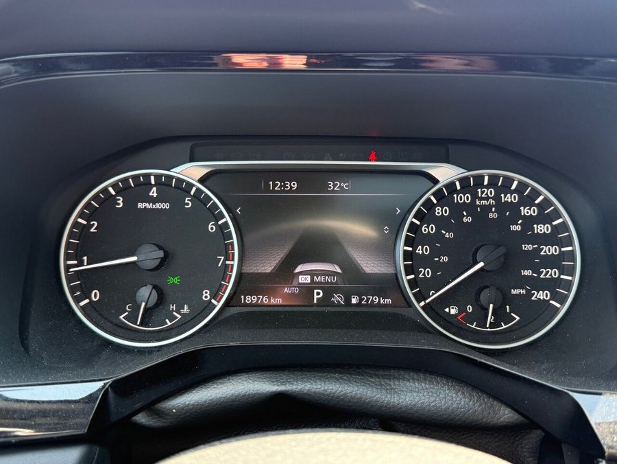 2024 Nissan Pathfinder SV 4RM Grey